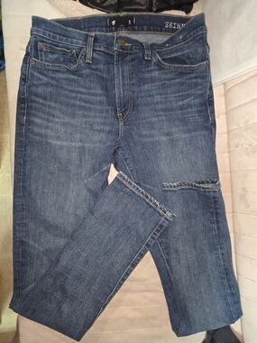 Madewell Men's Skinny Jeans in Washed Blue Denim
